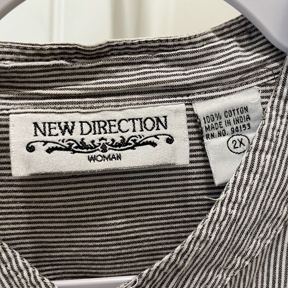 New Direction Black White Striped Henley Long Sleeve Top Womens Size 2X Peasant - Picture 10 of 11